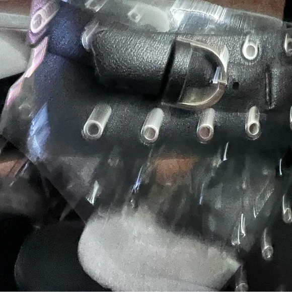 New in box Rebecca minkoff leather block heels - Picture 4 of 11